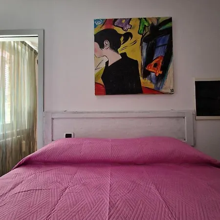 La Dimora Dell'artista Tatil Evi